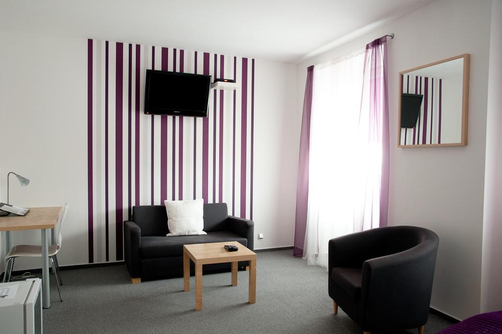 Hotel Berger Kamenice nad Lipou Quarto foto